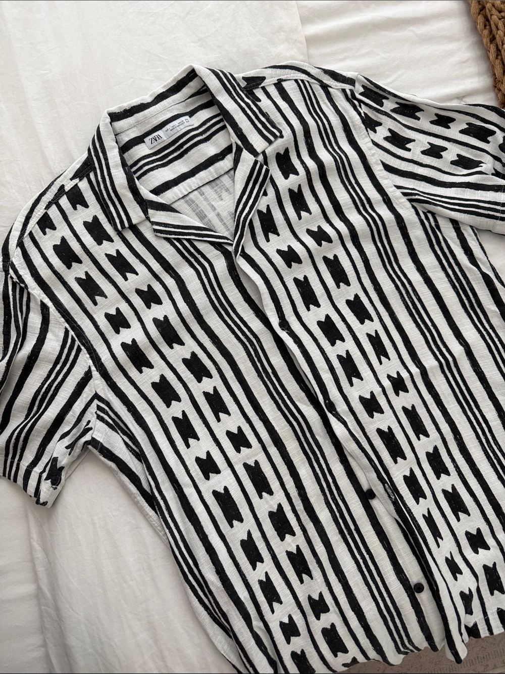 Zara Black & White Striped Short-Sleeve Button-Down Shirt